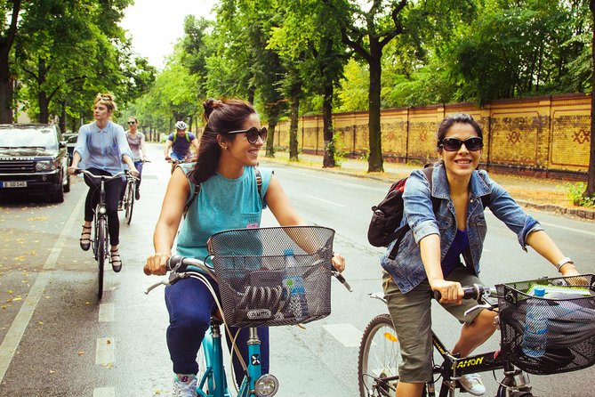 The Beauty of Berlin by Bike: Private Tour - Brandenburg Gate and the former divided city