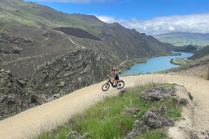 The Ultimate Lake Dunstan Bike Hire And Boat Experience - What the $179.97 price really covers