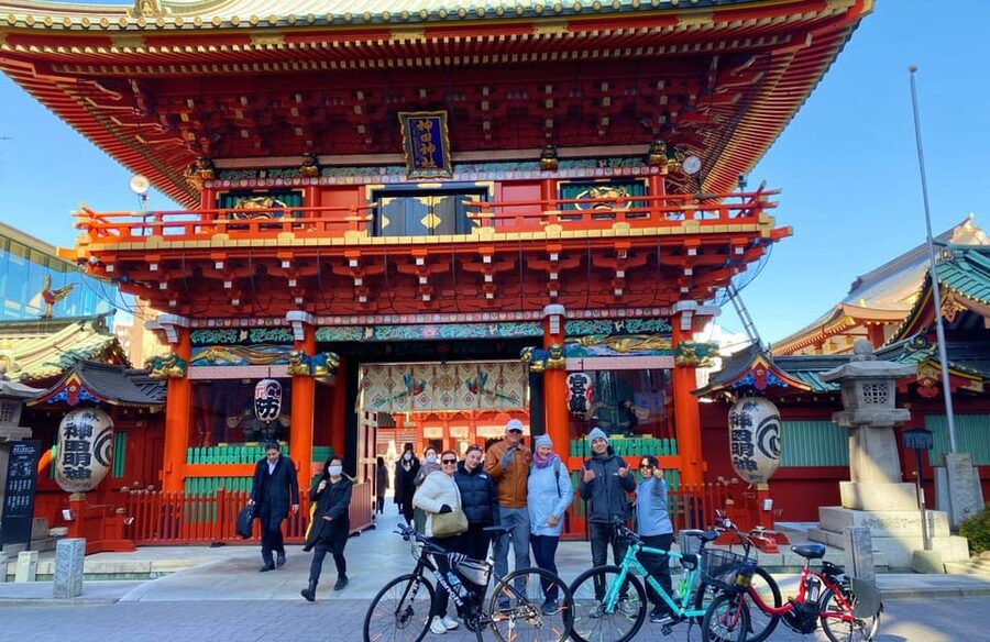 Tokyo: 3-Hour Bike or E-Bike Tour of City's Hidden Gems - Imperial Palace and Ōte-mon Gate