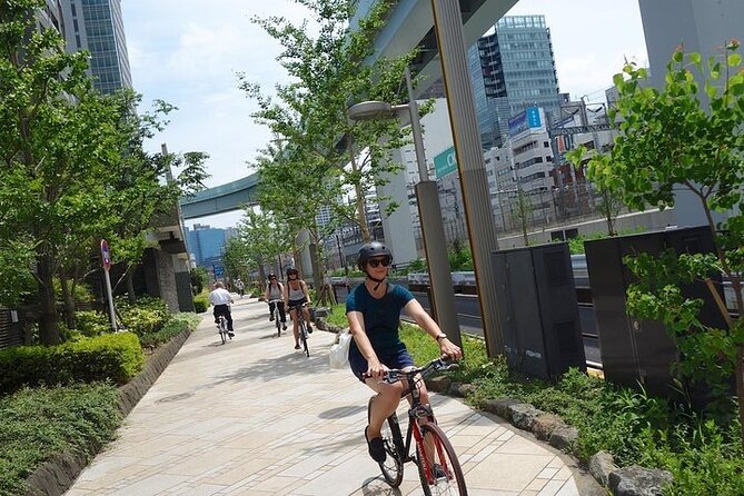 Tokyo Guided Small-Group Biking Tour - Meiji Jingu and Yoyogi Park