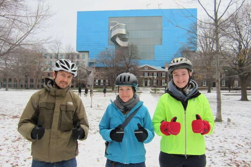 Toronto: Heart of Downtown 3.5-Hour Bike Tour - City Hall, Dundas Square, and the downtown core
