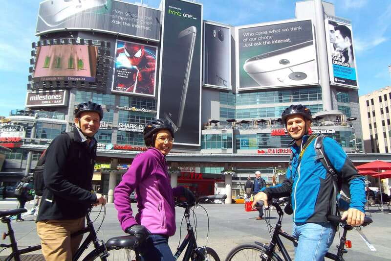 Toronto: Heart of Downtown 3.5-Hour Bike Tour - What the guide adds to the ride