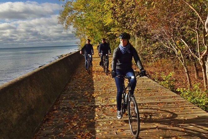 Toronto Islands Morning Bike Tour - Snacks, water, and practical comfort