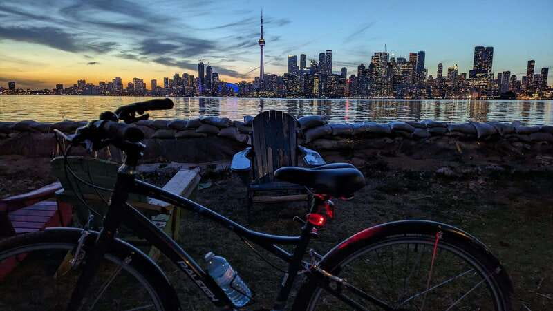 Toronto Islands: Morning or Twilight 3.5-Hour Bike Tour - Crossing Toronto Harbour with your bike