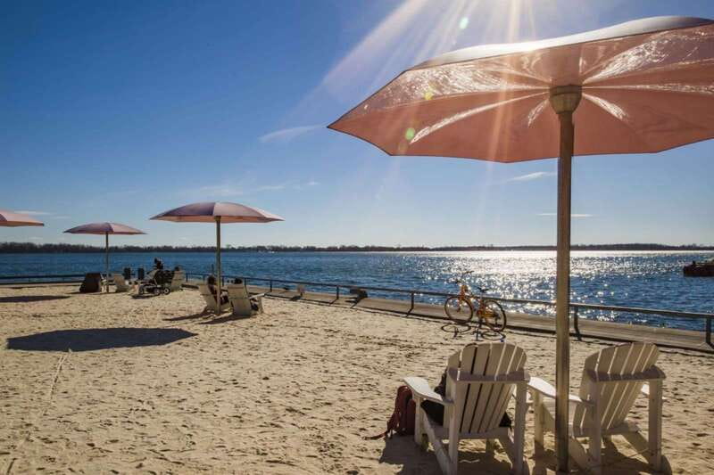Toronto Waterfront and Islands Guided Bicycle Tour - Downtown routes and Toronto’s waterfront