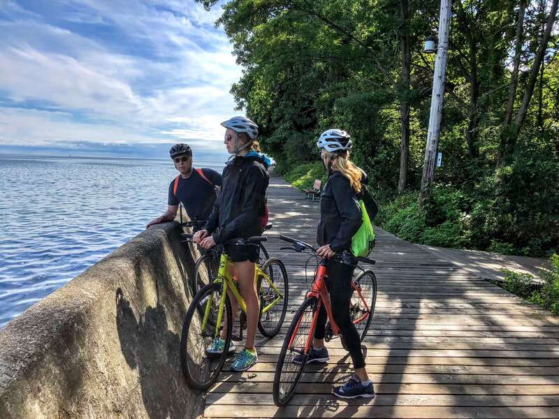 Toronto Waterfront and Islands Guided Bicycle Tour - Guides Wendy and Jill make a difference
