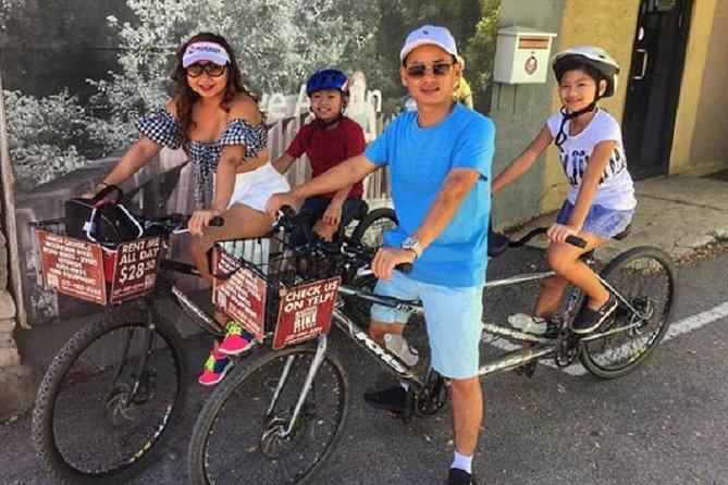 Town Lake Trail Bike Tour in Austin - Stevie Ray Vaughan Statue and Austin Stories