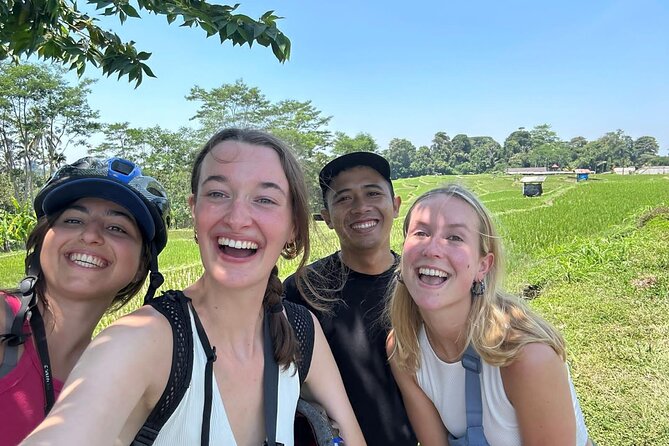 Ubud: Downhill Cycling with Volcano, Rice Terraces, and Meal - Finishing with a Balinese lunch