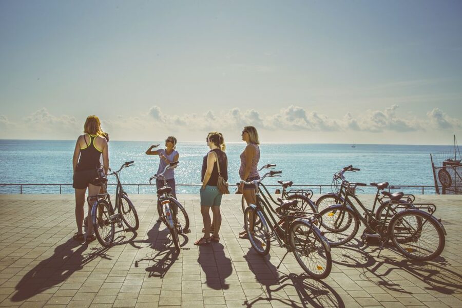 Unusual Barcelona Bike Tour in French - Offbeat Does Not Mean Unstructured