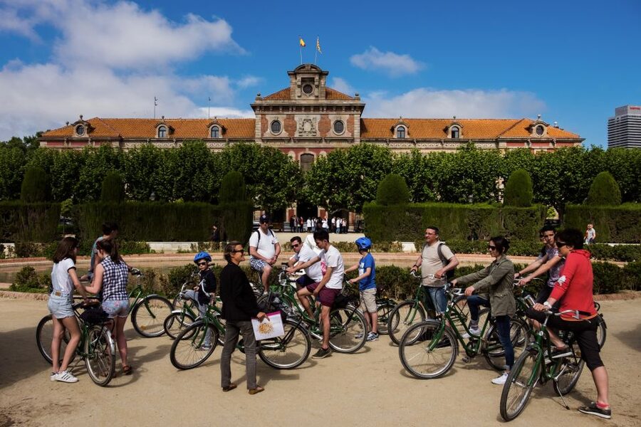Unusual Barcelona Bike Tour in French - Taking Children Along