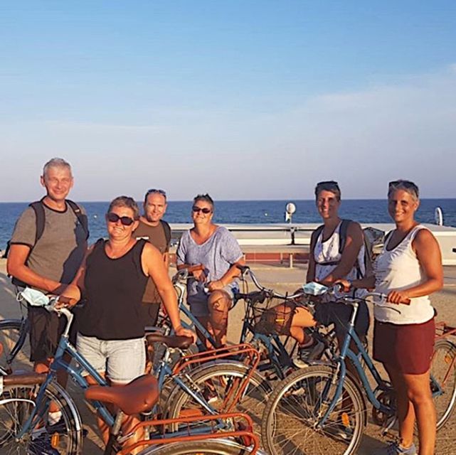 Unusual Barcelona Bike Tour in French - How the Three-Hour Ride Unfolds