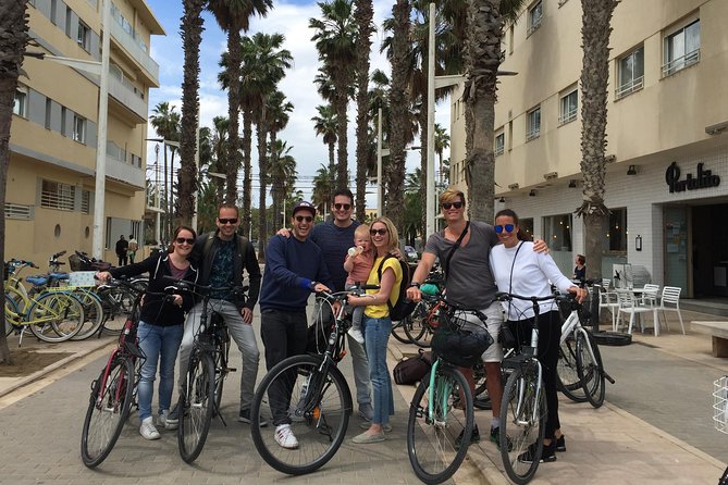 Valencia Bike Tour from the City to the Beach, plus Bike Guy App! - Starting at Torres de Serranos and entering El Carmen