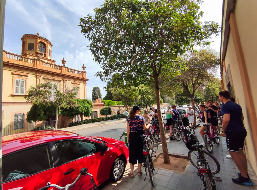 Valencia: City Highlights Guided Bike Tour - Palau de la Música and the modern route east