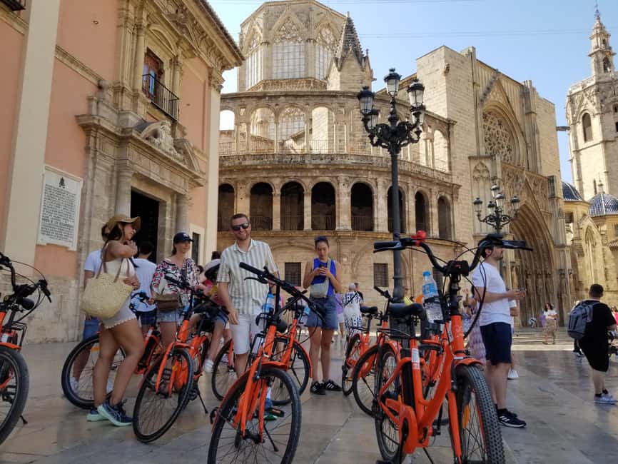 Valencia: Immersive Bike & E-Bike Storytelling Tour - Key points to know before you pedal off