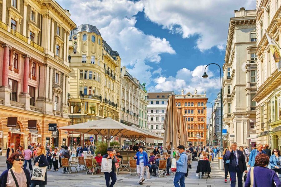 Vienna: City Highlights Guided Bike Tour - Hofburg Palace and the Habsburg story