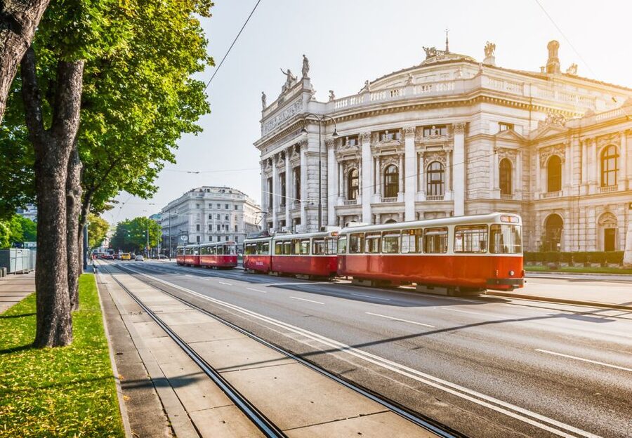 Vienna: City Highlights Guided Bike Tour - What the cycling feels like in practice