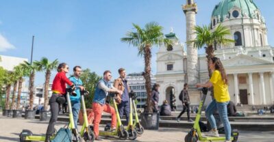 Guided Tour by Kick Bike or E-Scooter with a Local