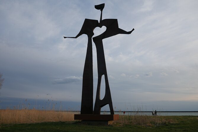 Waterfront Ride: Outer Harbor History Bike Tour - How difficult is the three-hour ride?