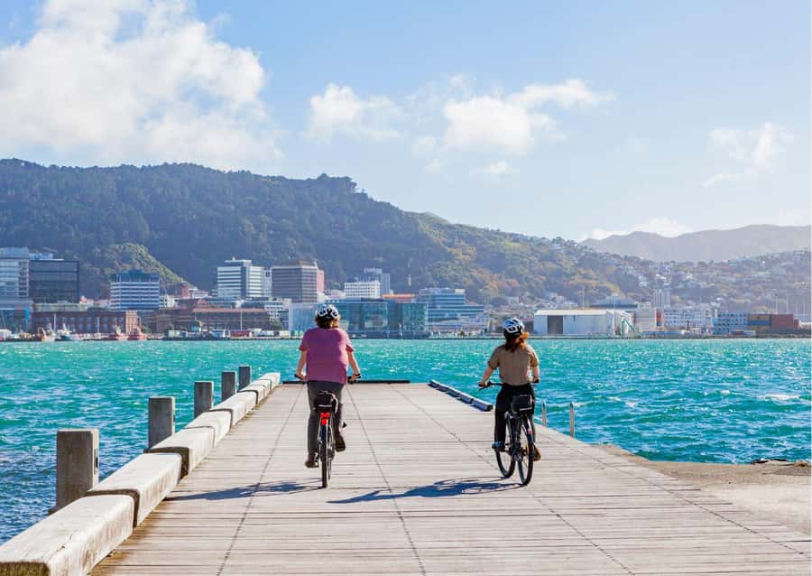 Wellington Electric Bike Rental - Starting beside the Wellington Waterfront