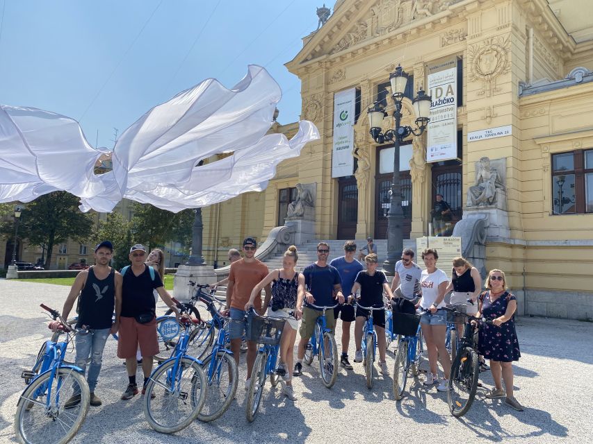 Zagreb: 2.5-Hour Highlights Bike Tour - St. Mark’s Church and the character of Upper Town